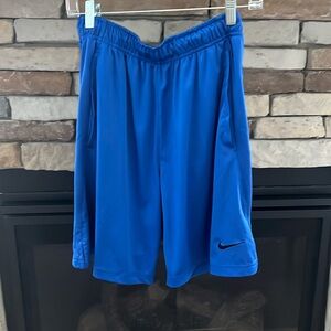 Nike men’s medium dry-fit workout short.